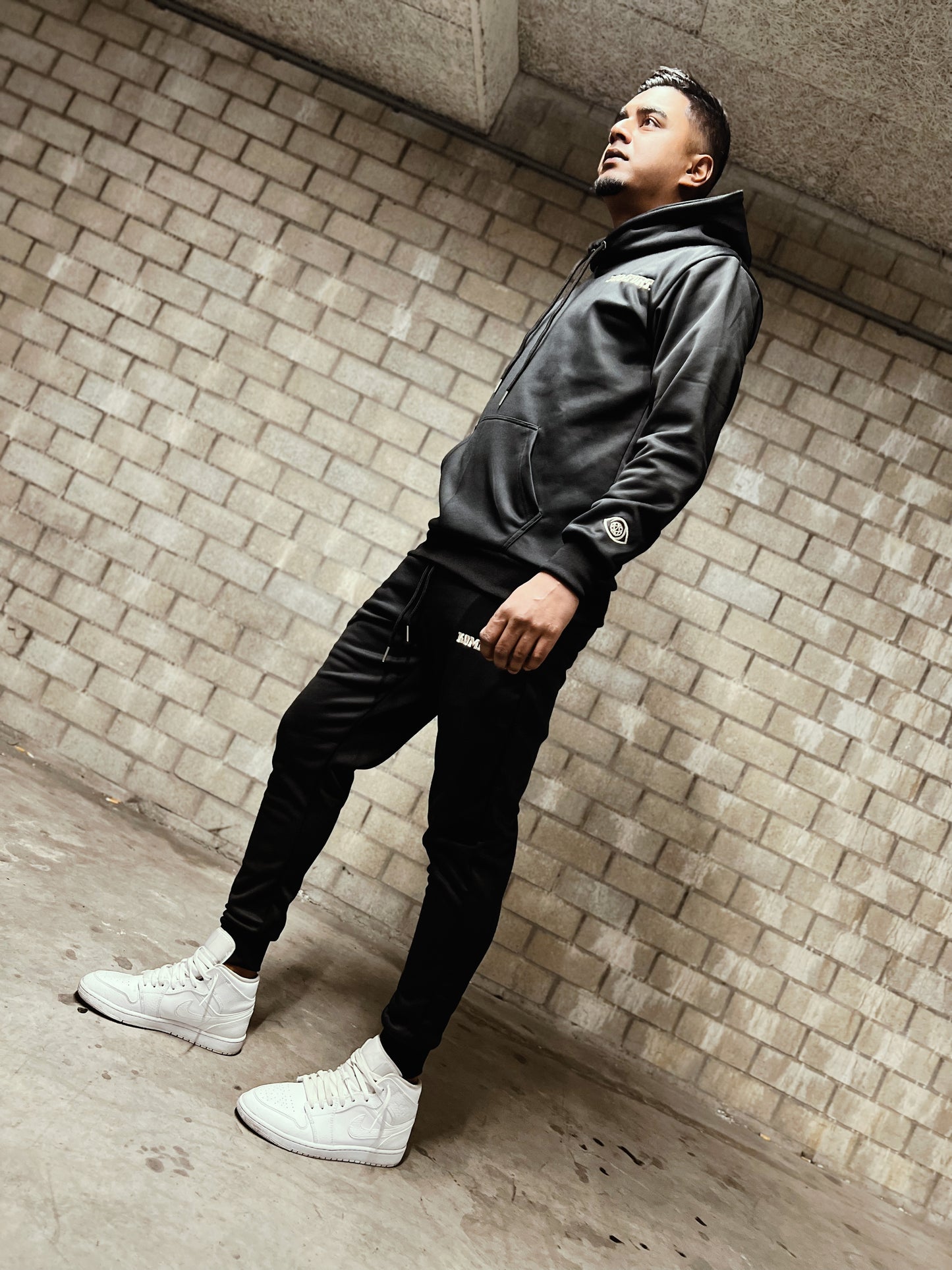 Tracksuit '23 - Black