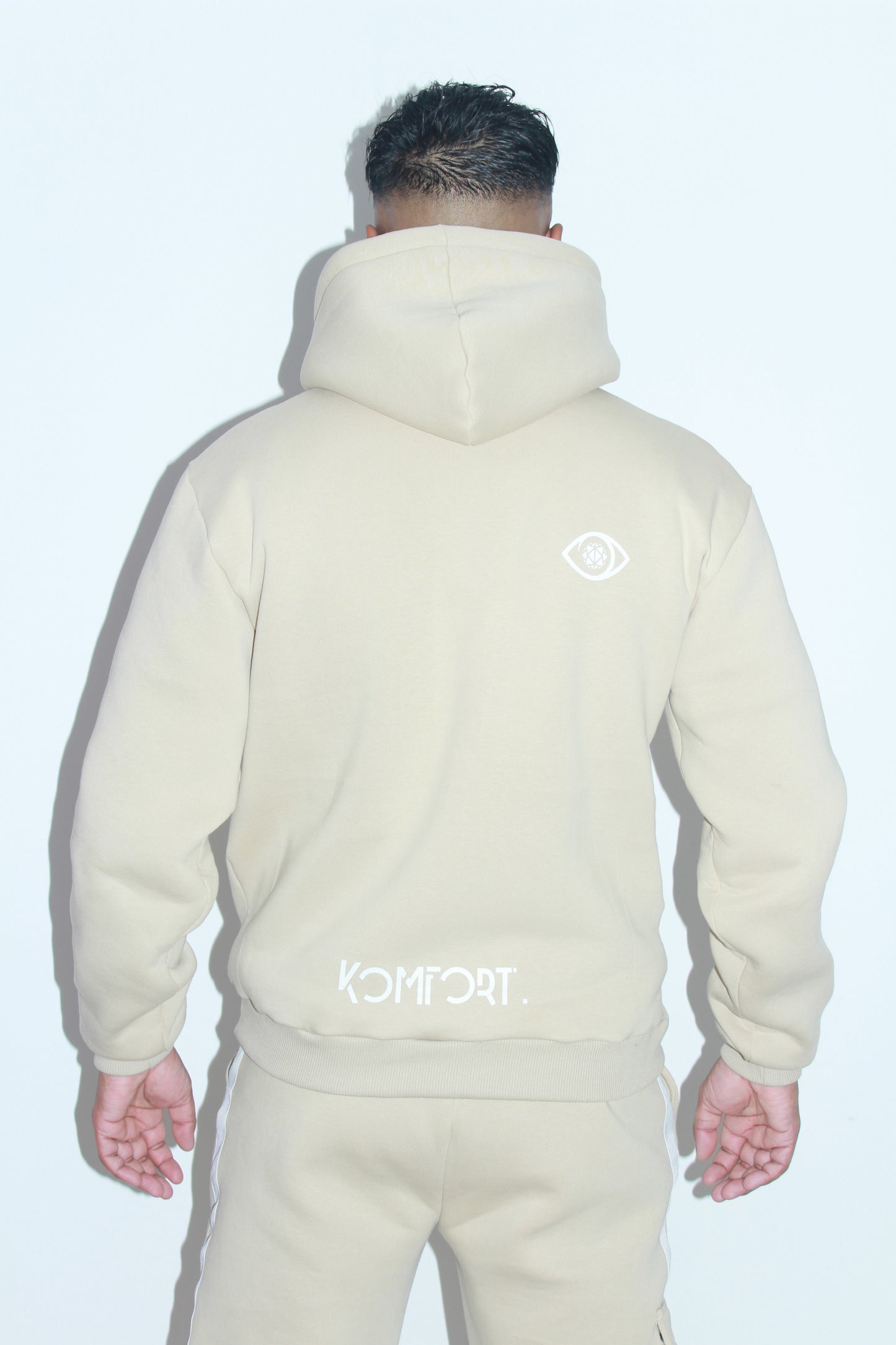 Nightwise tracksuite beige '26